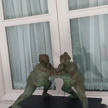 아파트 El 2 De Flamenco Bajob *